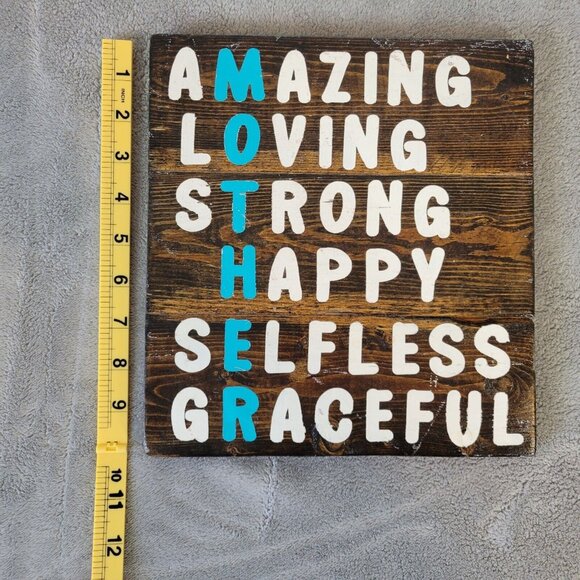 Mothers Day Amazing Loving Strong Sign Wood Home Decor Wall Hanging Plaque S73E - Picture 2 of 10